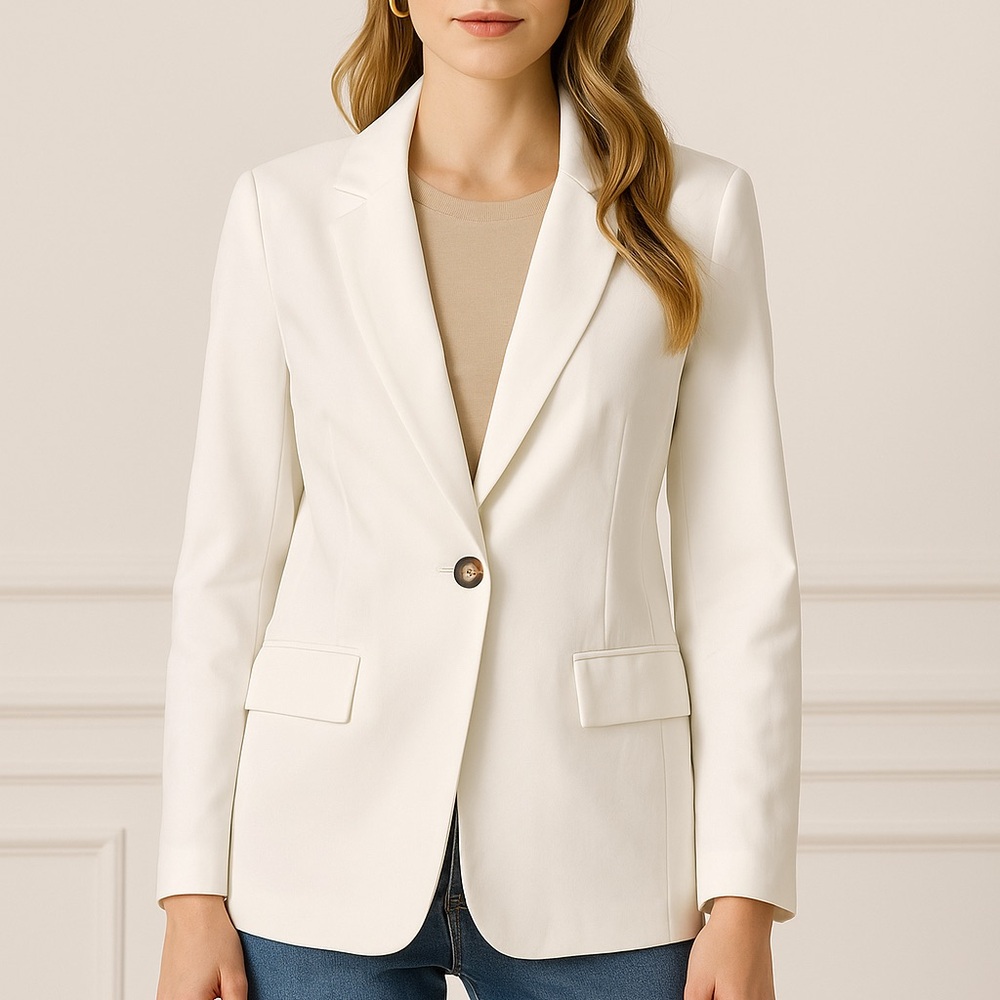 🤍 Chic White Single Button Blazer – Size Small 🤍